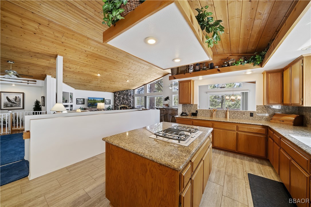 40258 Narrow Lane Property Photo 15