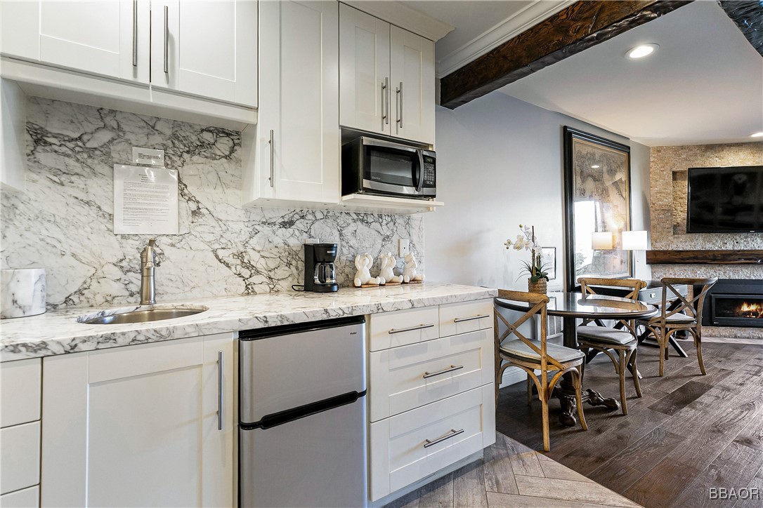 40670 Big Bear Boulevard 6 Property Photo 9