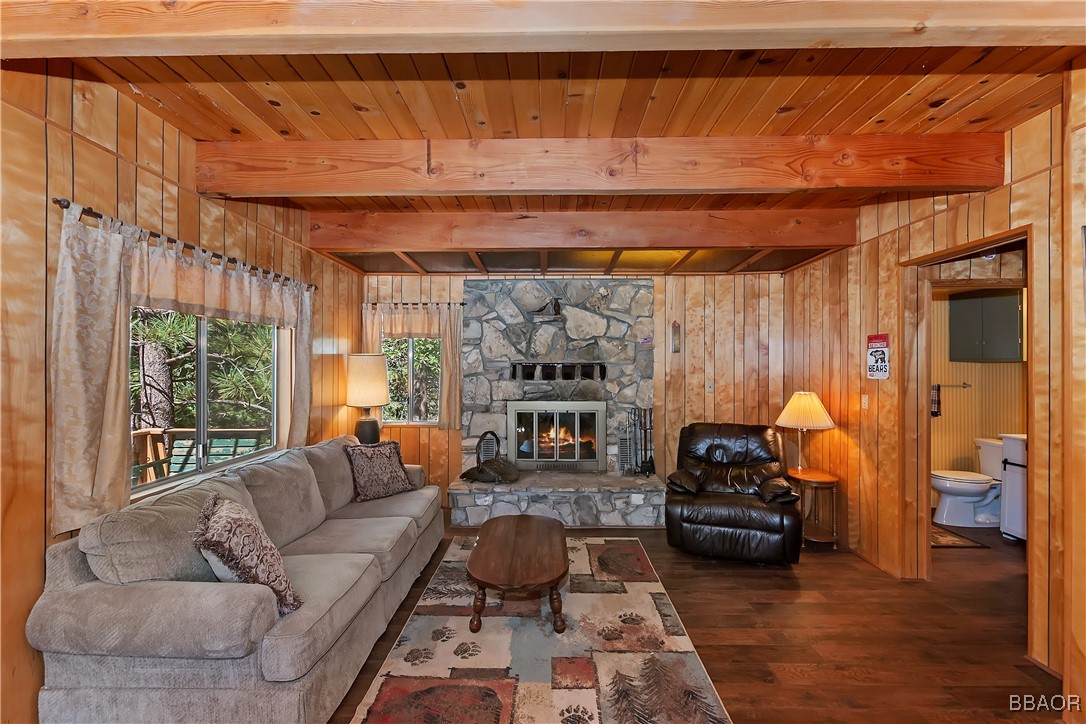 33533 Holcomb Creek Drive Property Photo 3