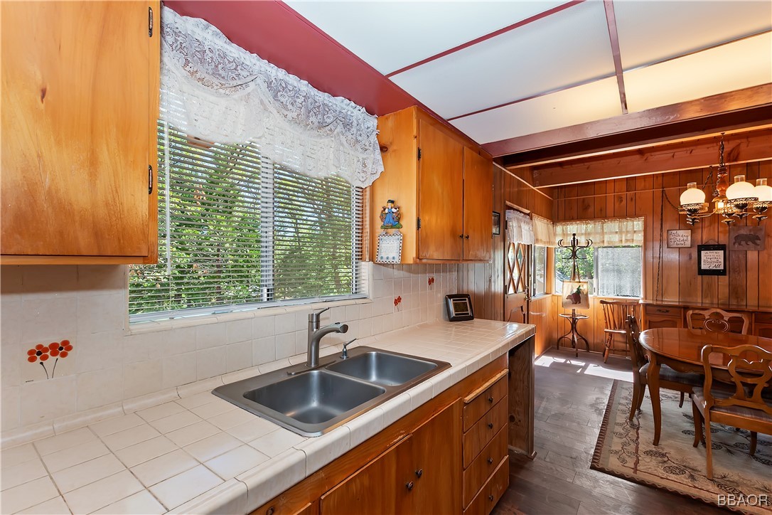 33533 Holcomb Creek Drive Property Photo 14