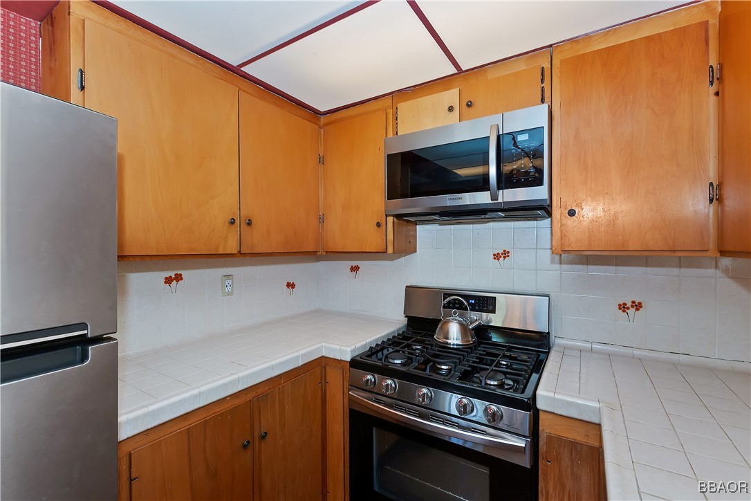33533 Holcomb Creek Drive Property Photo 15