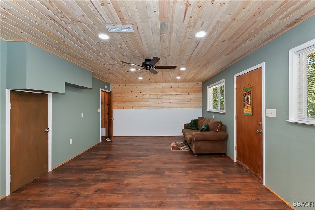 33533 Holcomb Creek Drive Property Photo 28