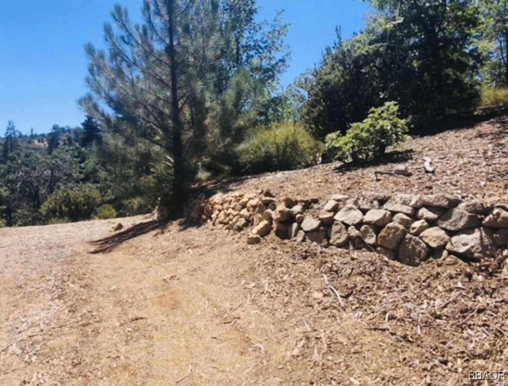 508 Redwood Road Property Photo 3