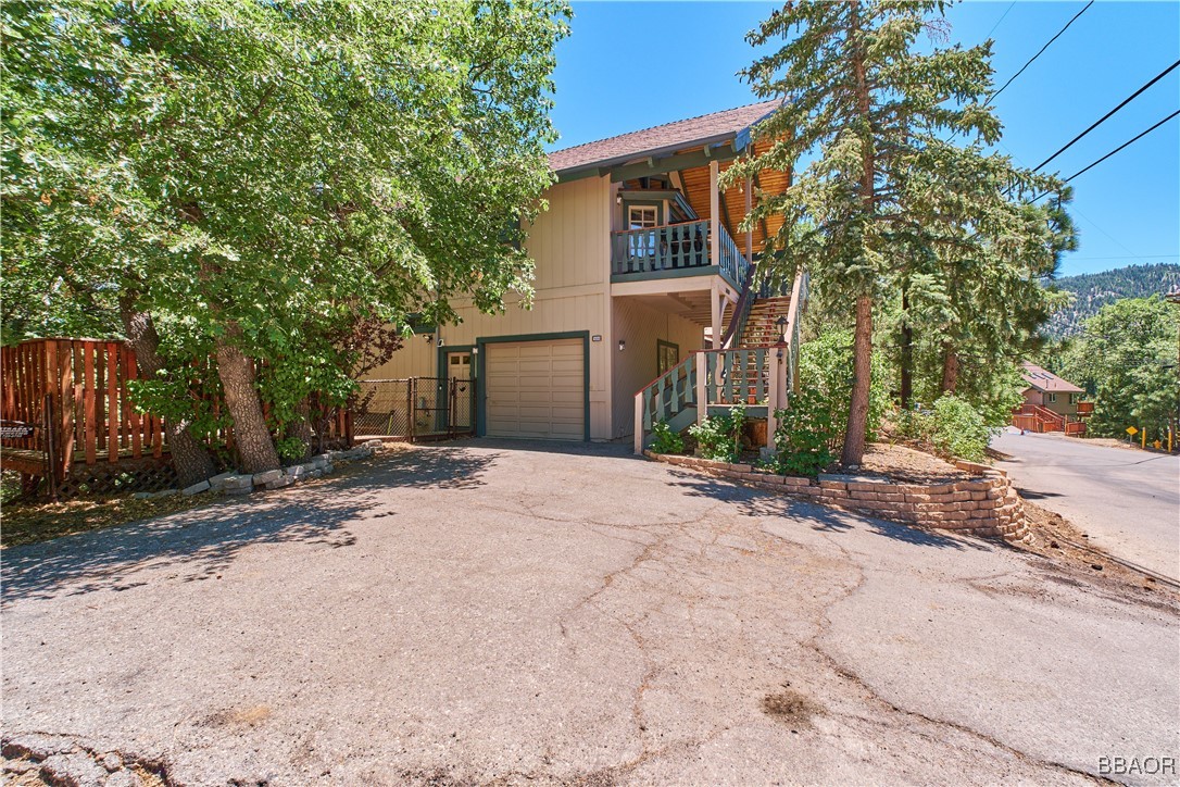 1690 Wolf Road Property Photo 2