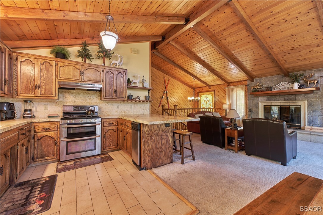 1690 Wolf Road Property Photo 21