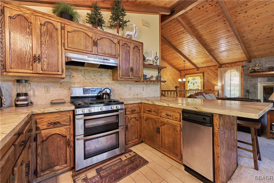 1690 Wolf Road Property Photo 22