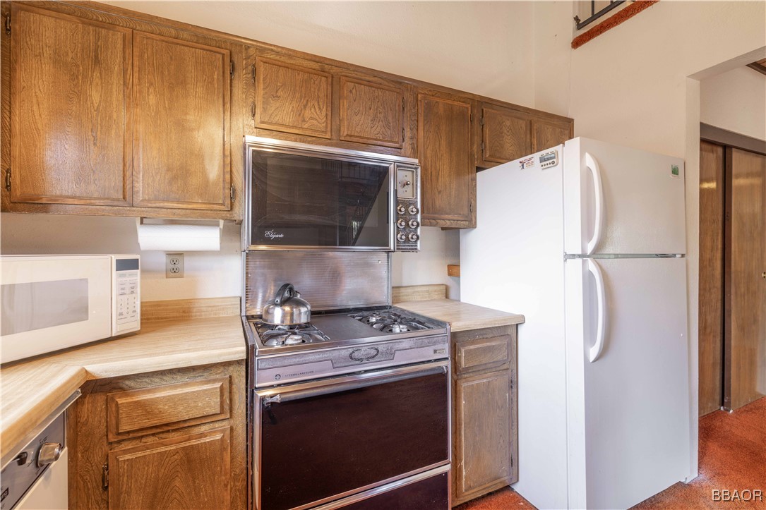 701 Butte Avenue Property Photo 11