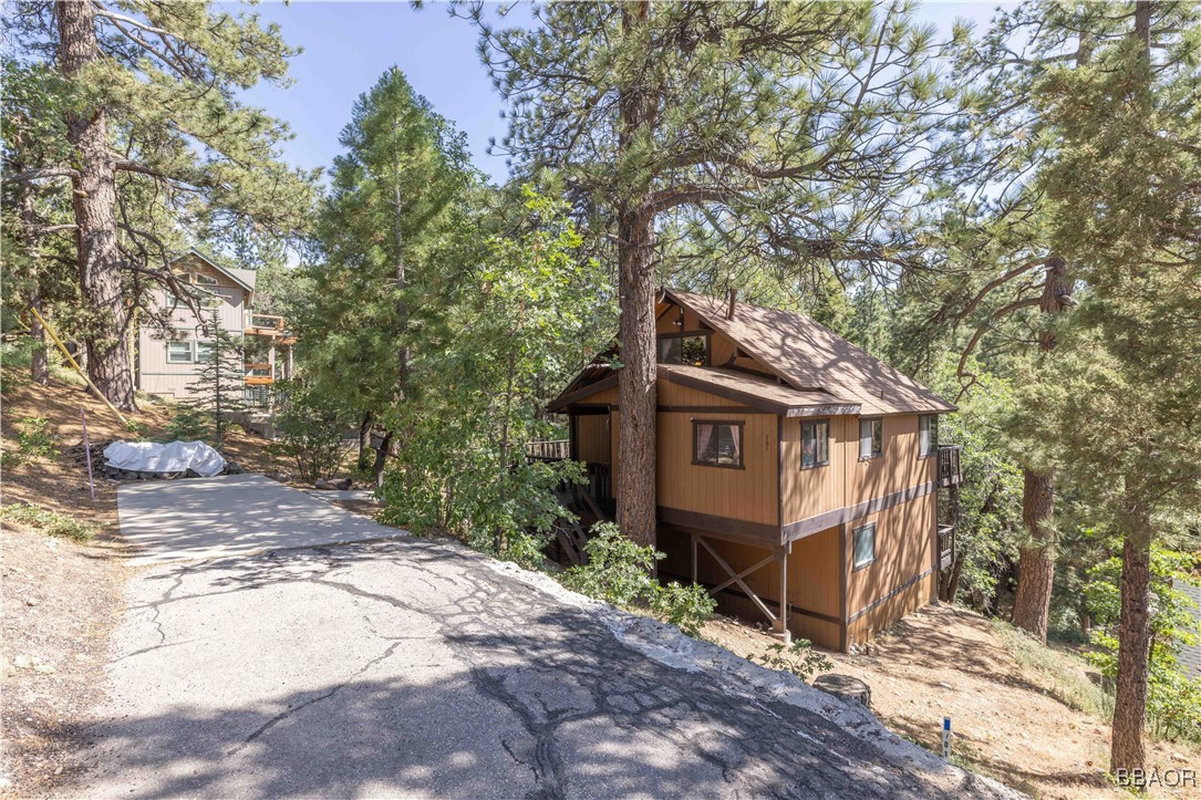 701 Butte Avenue Property Photo 36