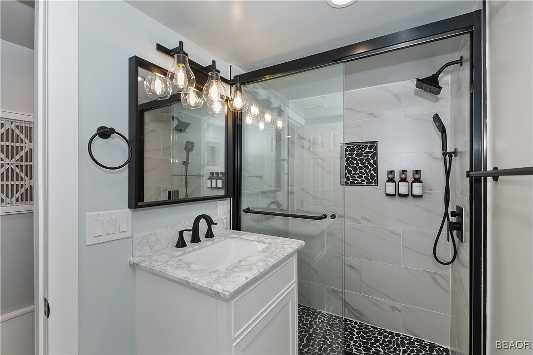 580 Lucerne Drive Property Photo 15
