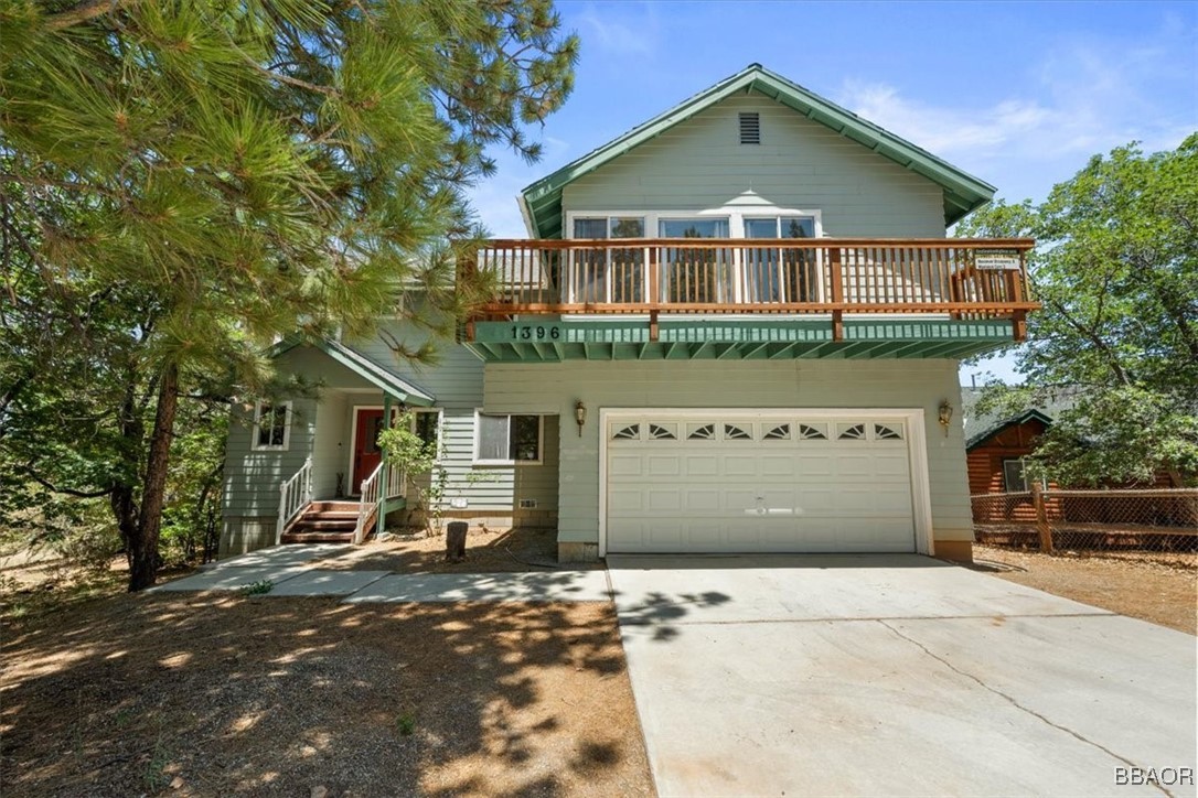 1396 La Crescenta Drive Property Photo 1