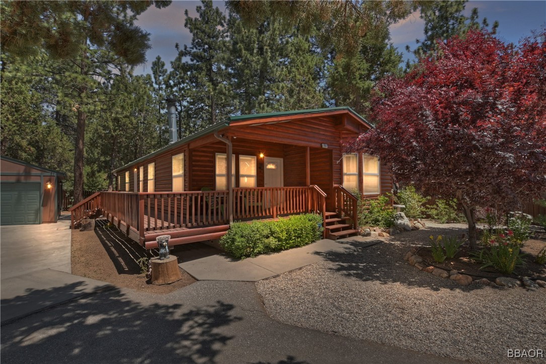 964 Tinkerbell Avenue Property Photo 1