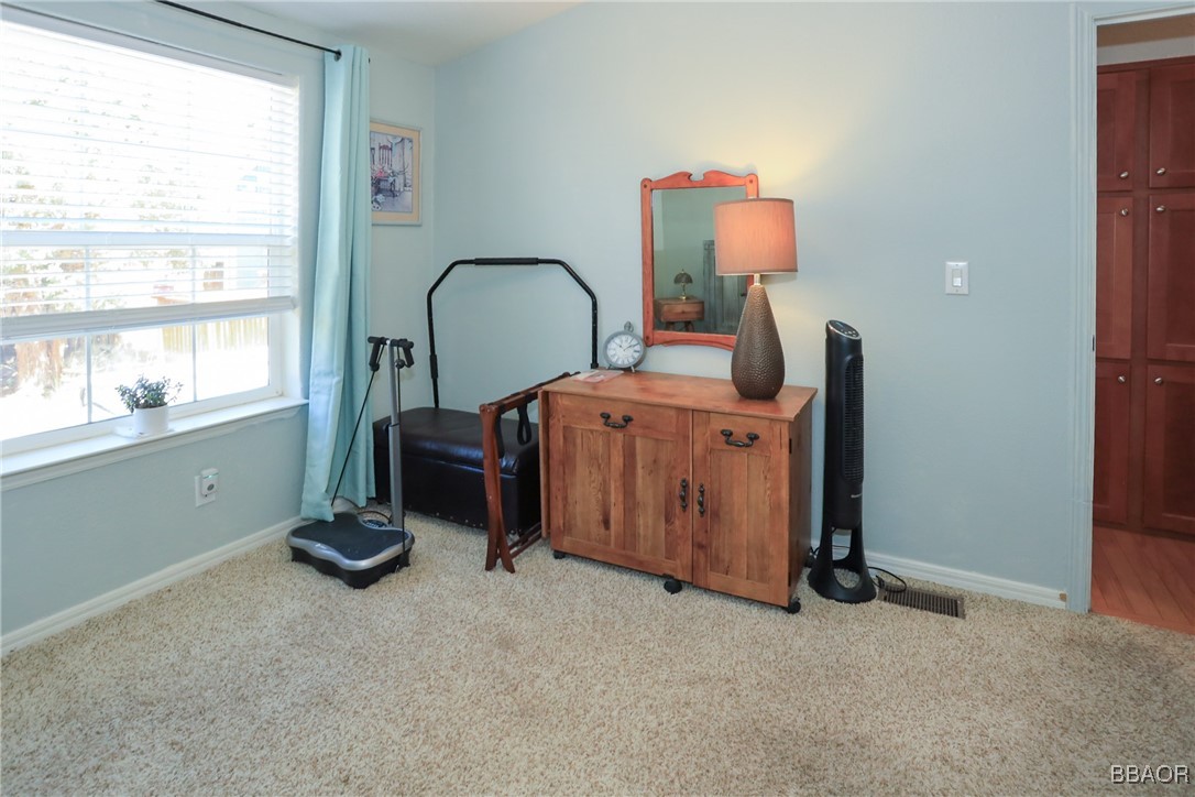 628 Los Angeles Avenue Property Photo 12
