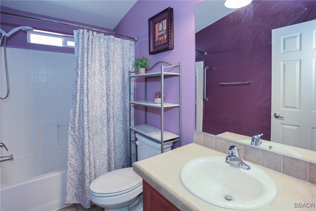 628 Los Angeles Avenue Property Photo 14
