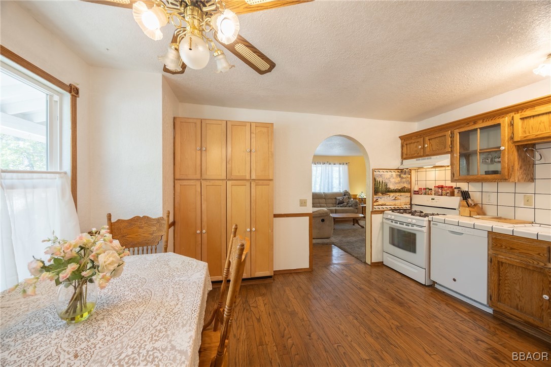 44284 Barton Lane Property Photo 14