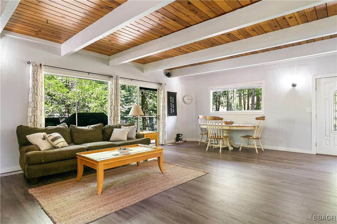 568 Grass Valley Road Property Photo 4