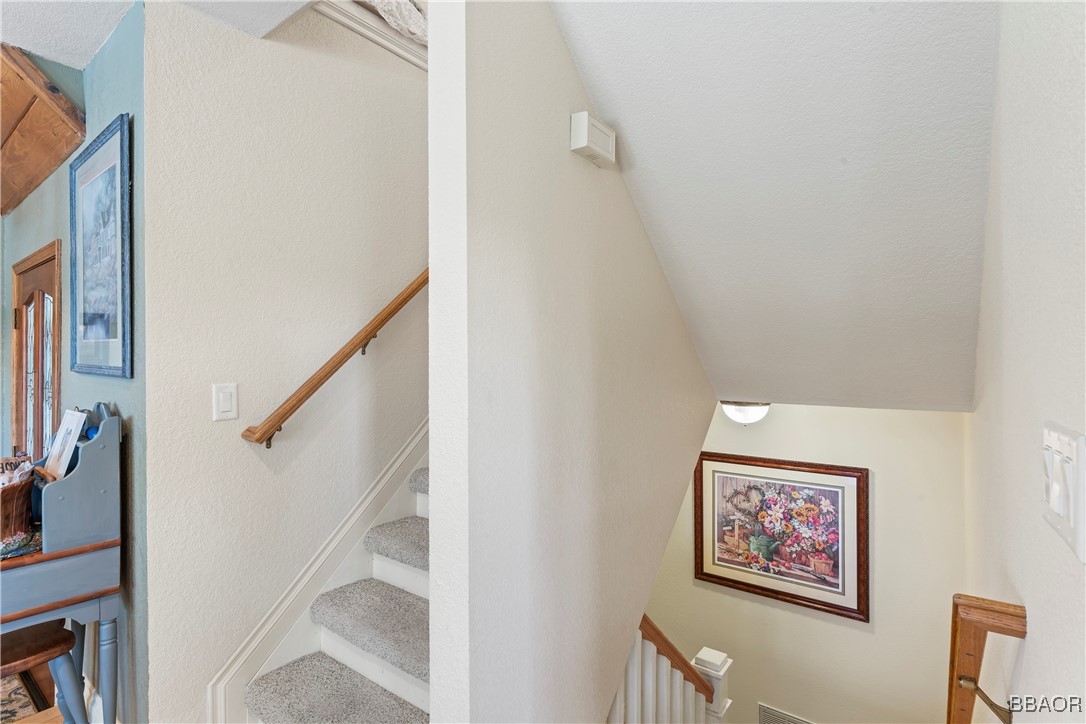 692 Zurich Drive Property Photo 31