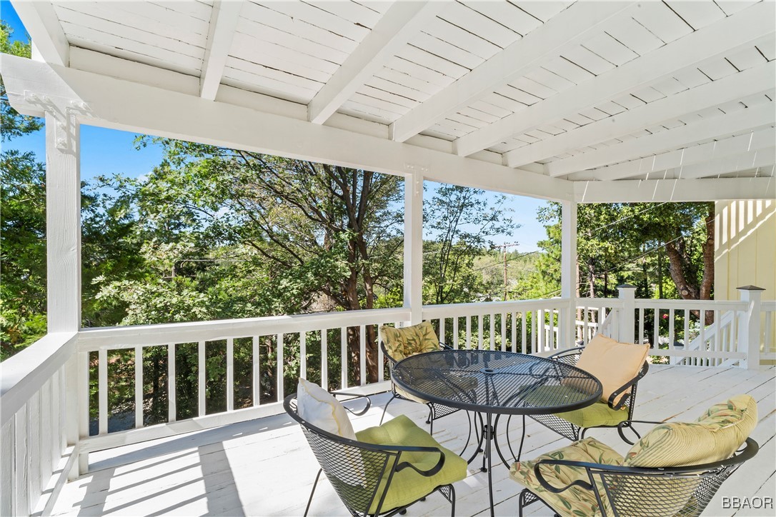 692 Zurich Drive Property Photo 41