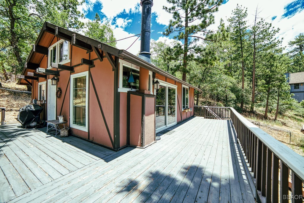 43114 Monterey Street Property Photo 2