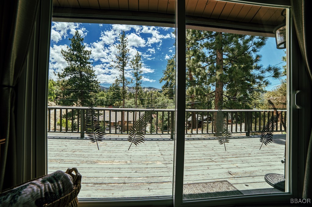 43114 Monterey Street Property Photo 6