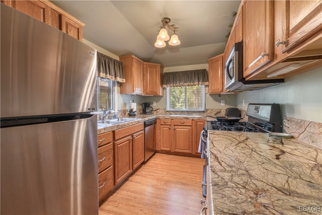 42817 Encino Road Property Photo 6