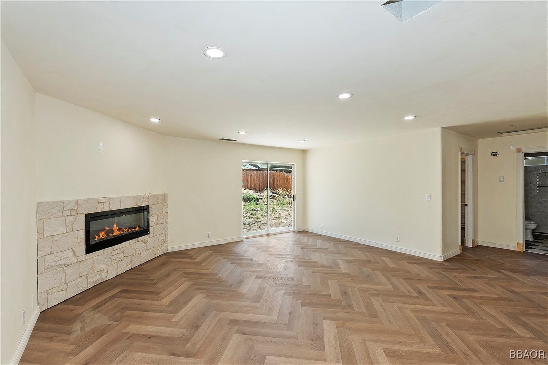 228 East Country Club Boulevard Property Photo 6