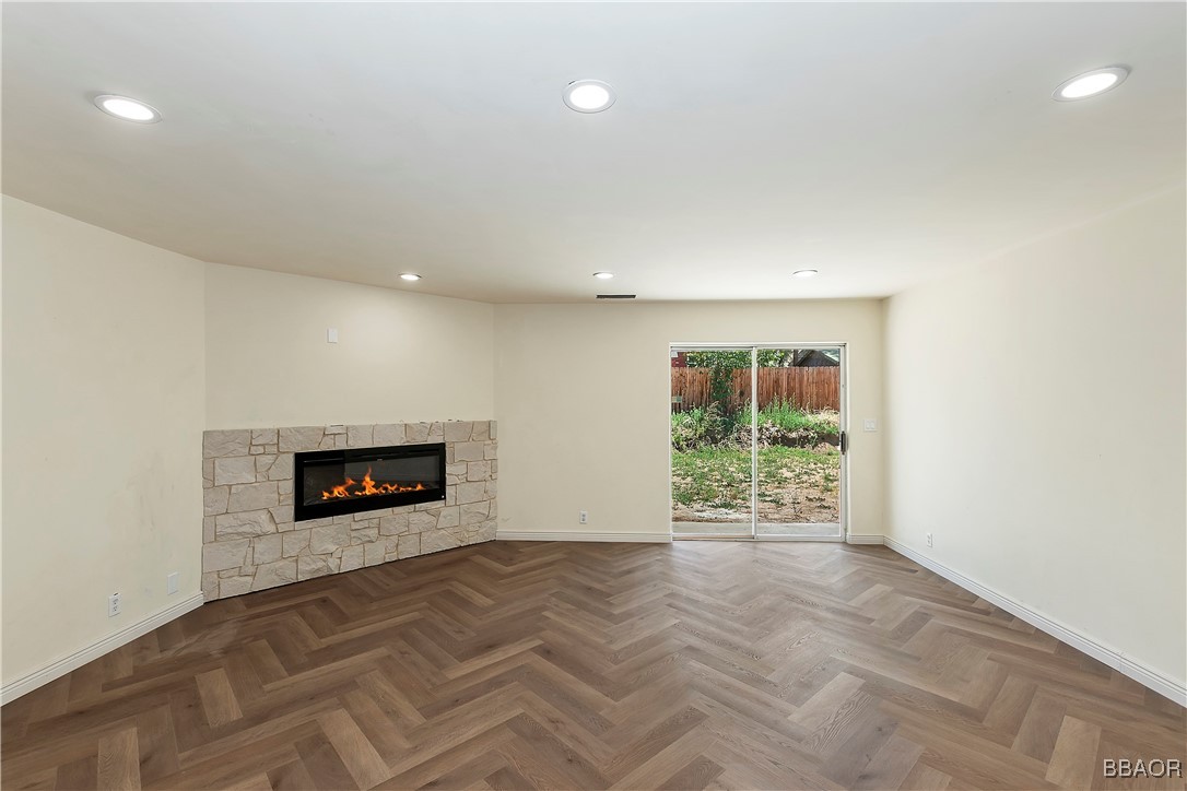 228 East Country Club Boulevard Property Photo 7