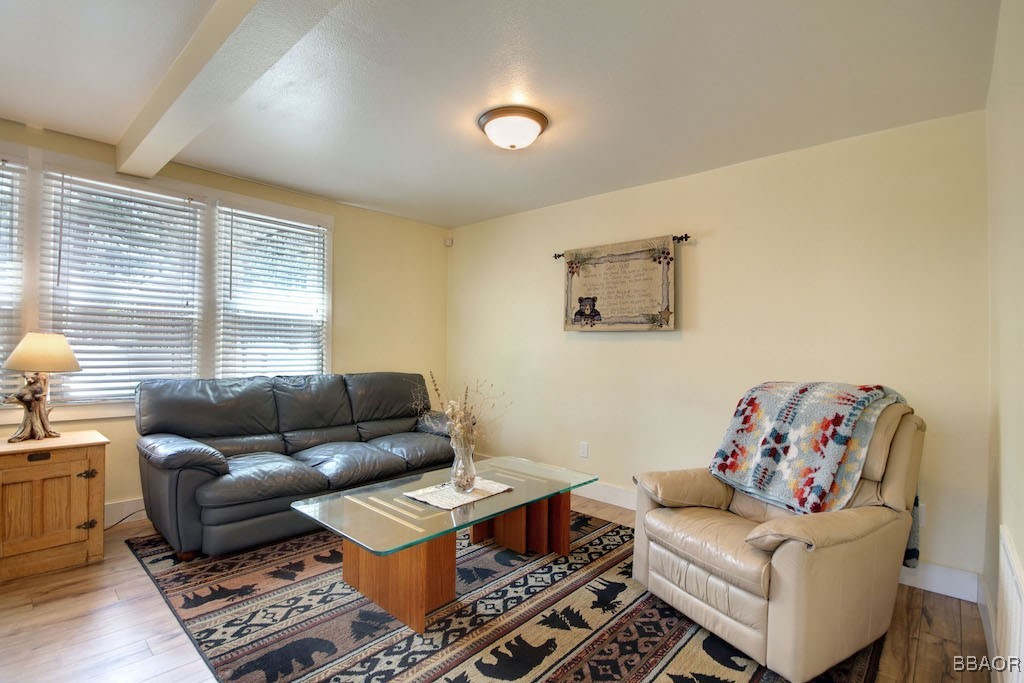 562 Vista Avenue Property Photo 7
