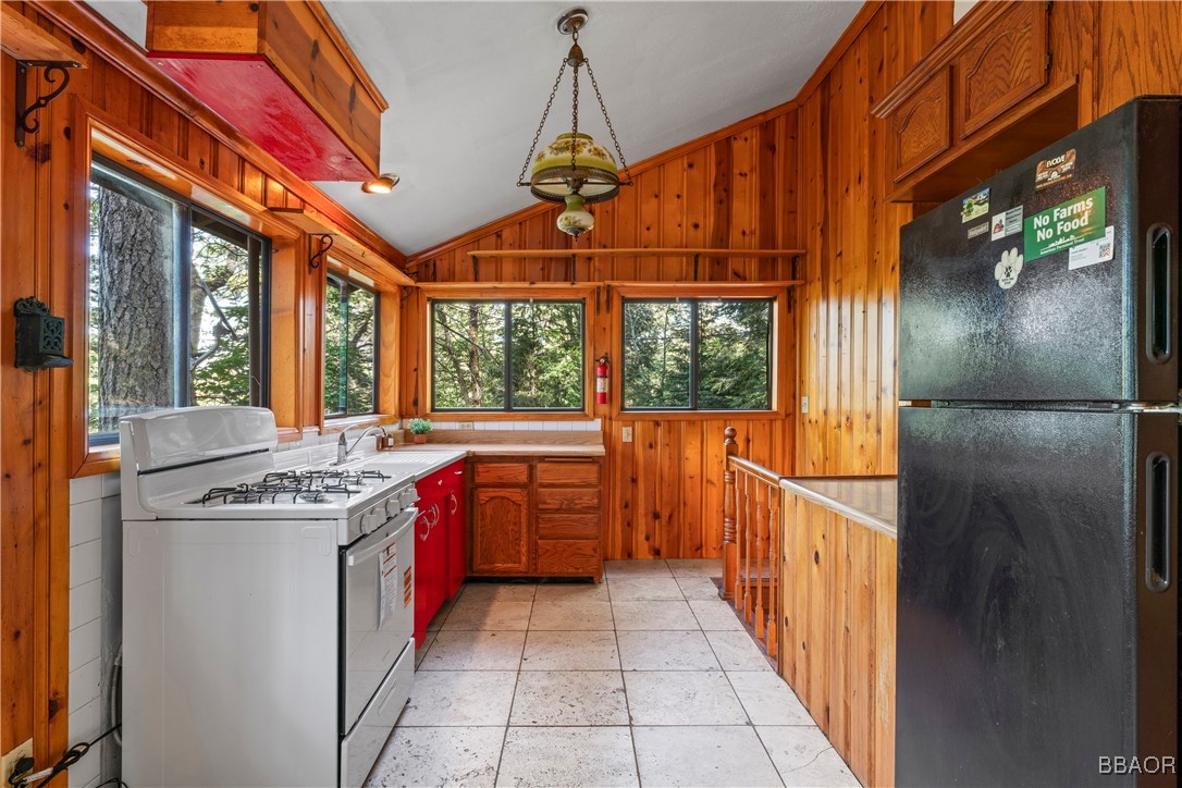 22490 Rockwell Road Property Photo 10