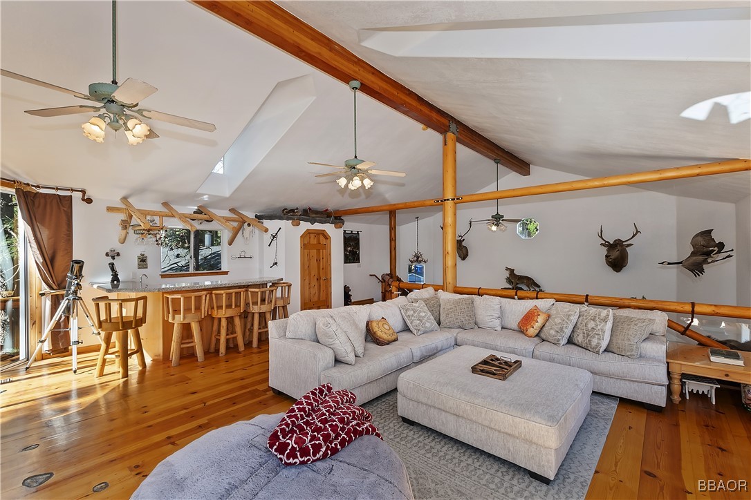 169 Imperial Property Photo 3