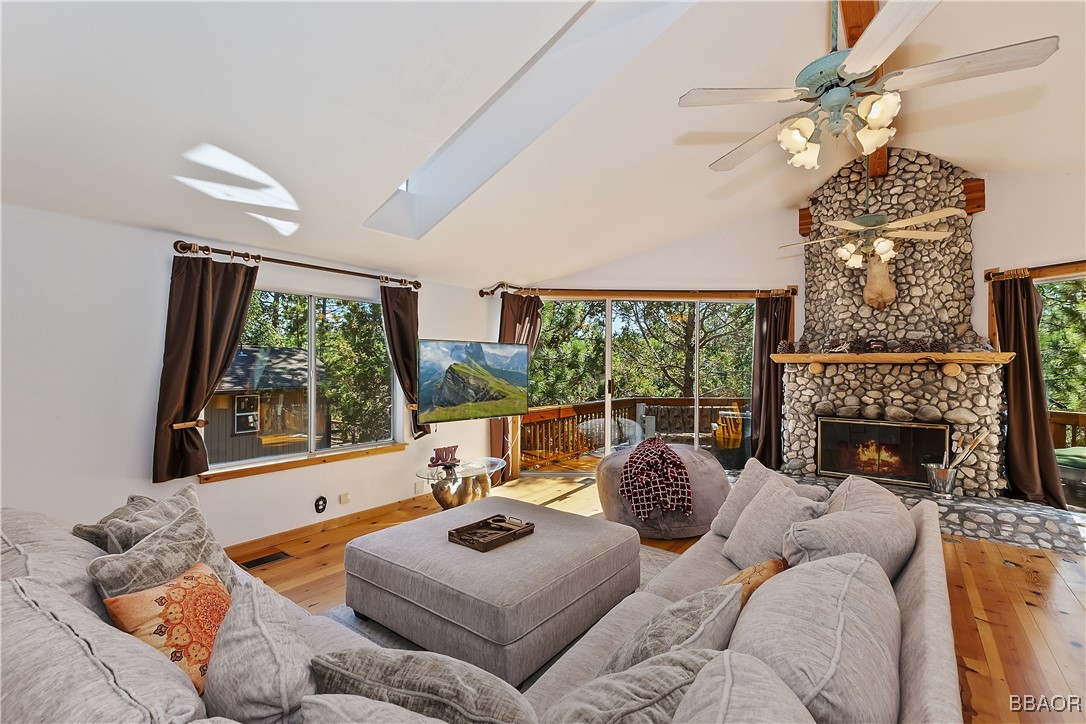 169 Imperial Property Photo 4