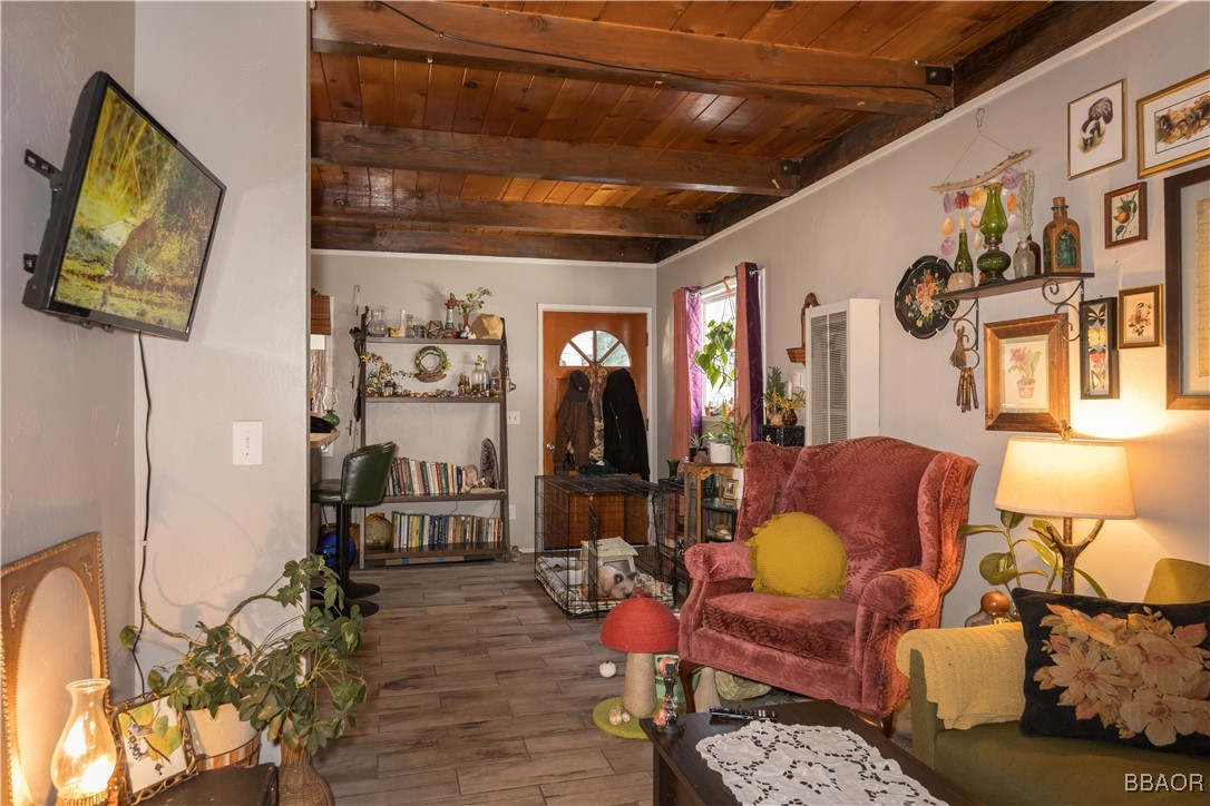 1025 West Country Club Boulevard Property Photo 6