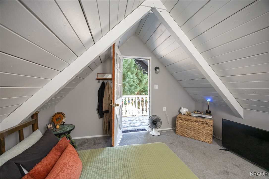 1025 West Country Club Boulevard Property Photo 11