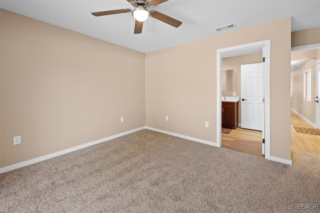 309 East Angeles Boulevard Property Photo 19