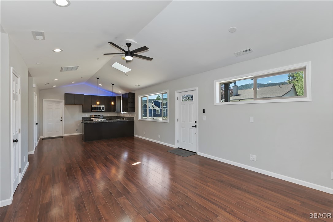 2217 Juniper Lane Property Photo 6