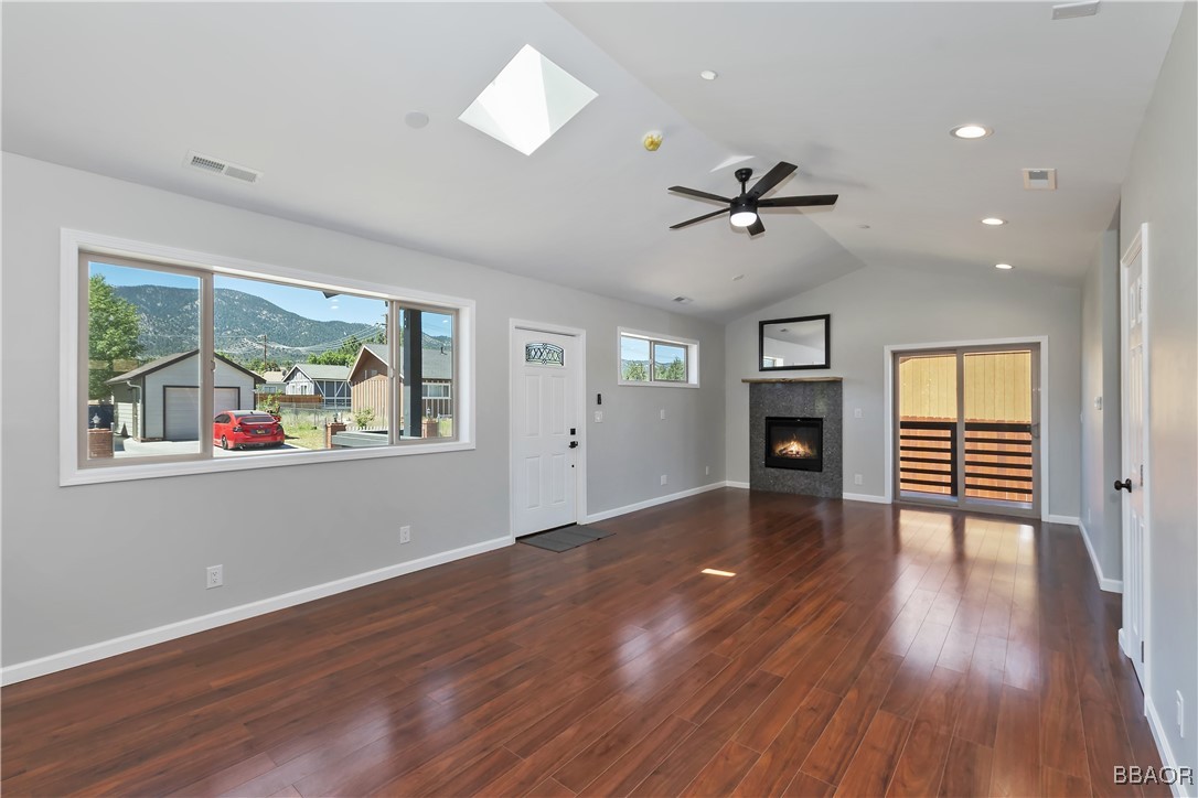 2217 Juniper Lane Property Photo 8