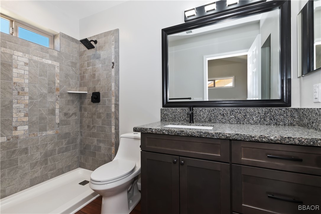 2217 Juniper Lane Property Photo 17
