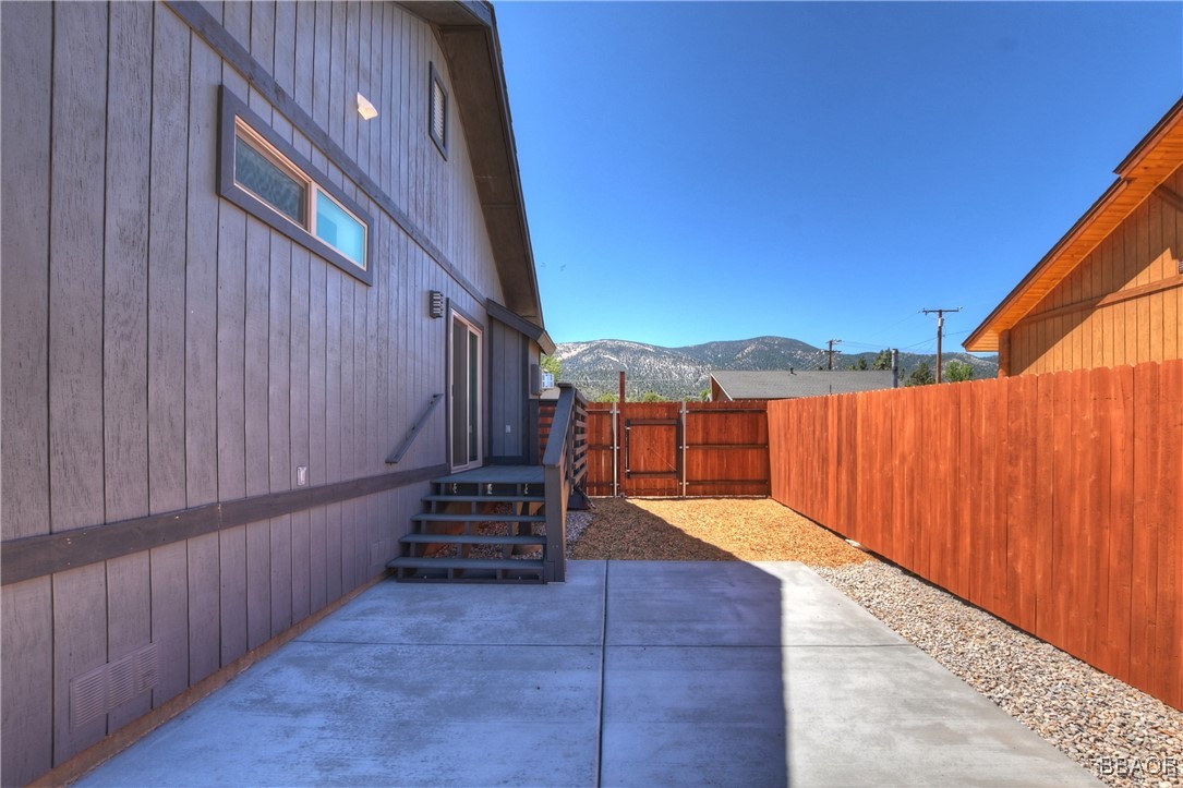 2217 Juniper Lane Property Photo 24