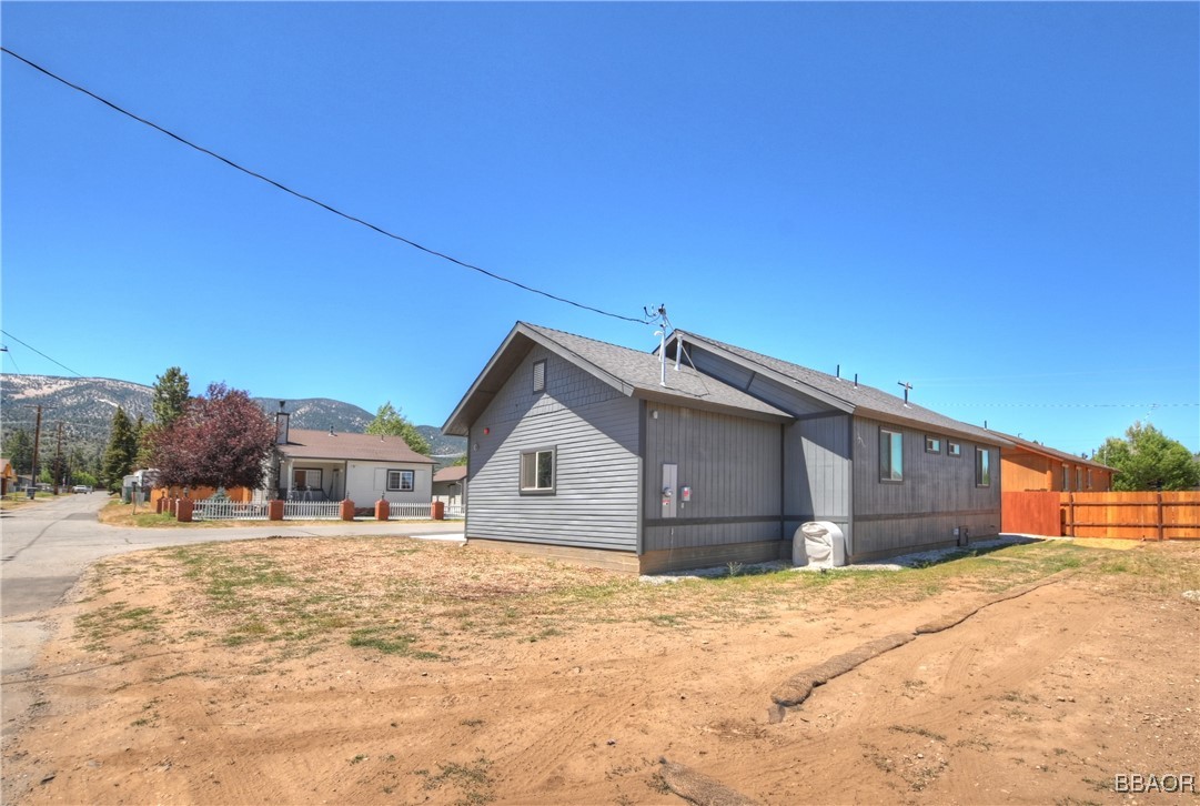 2217 Juniper Lane Property Photo 28