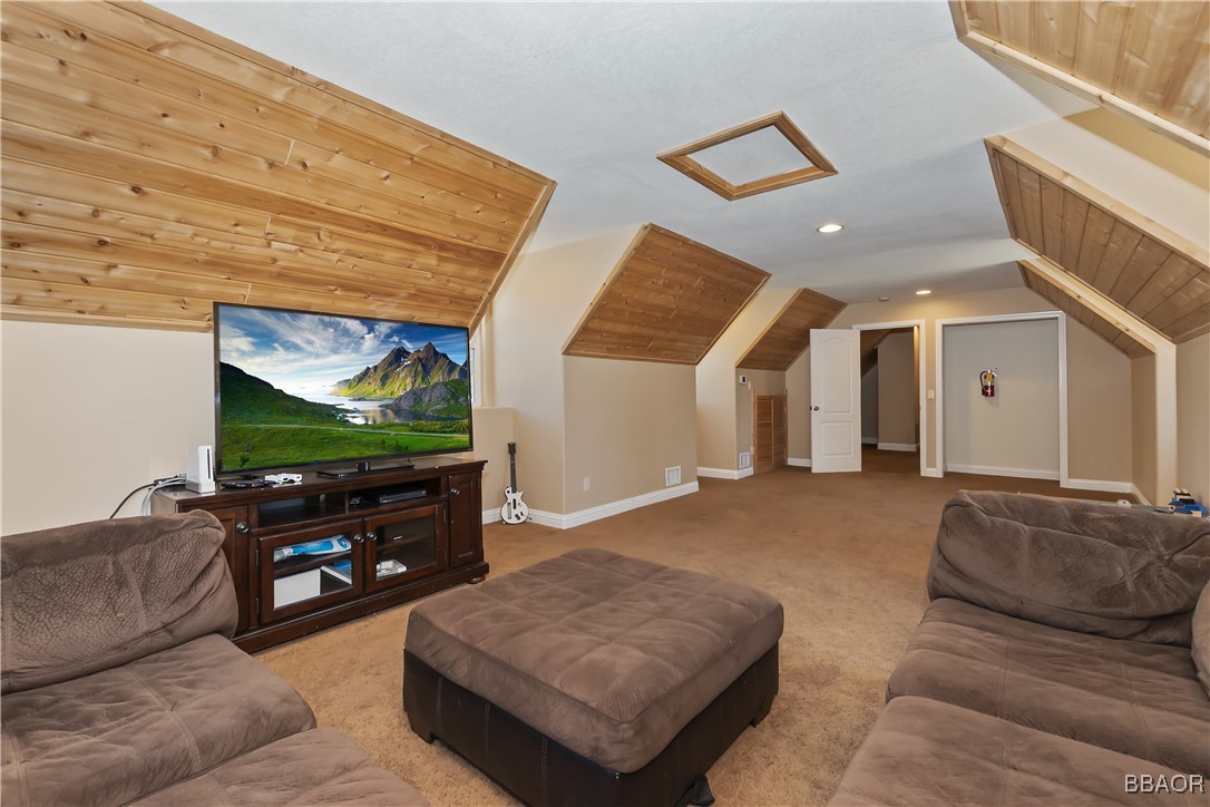 494 Lakeview Court Property Photo 20