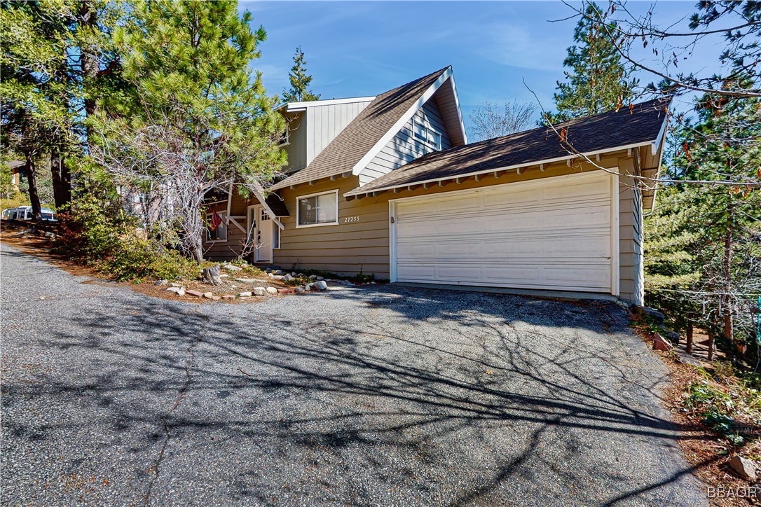 27255 Bernina Drive Property Photo 2