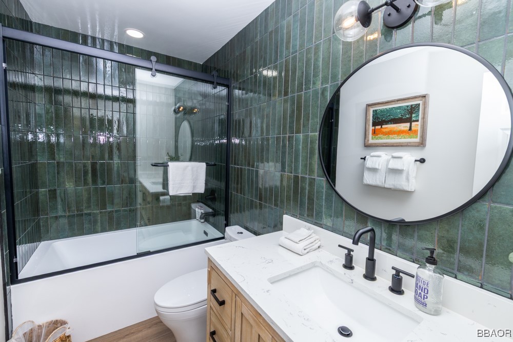 27255 Bernina Drive Property Photo 17