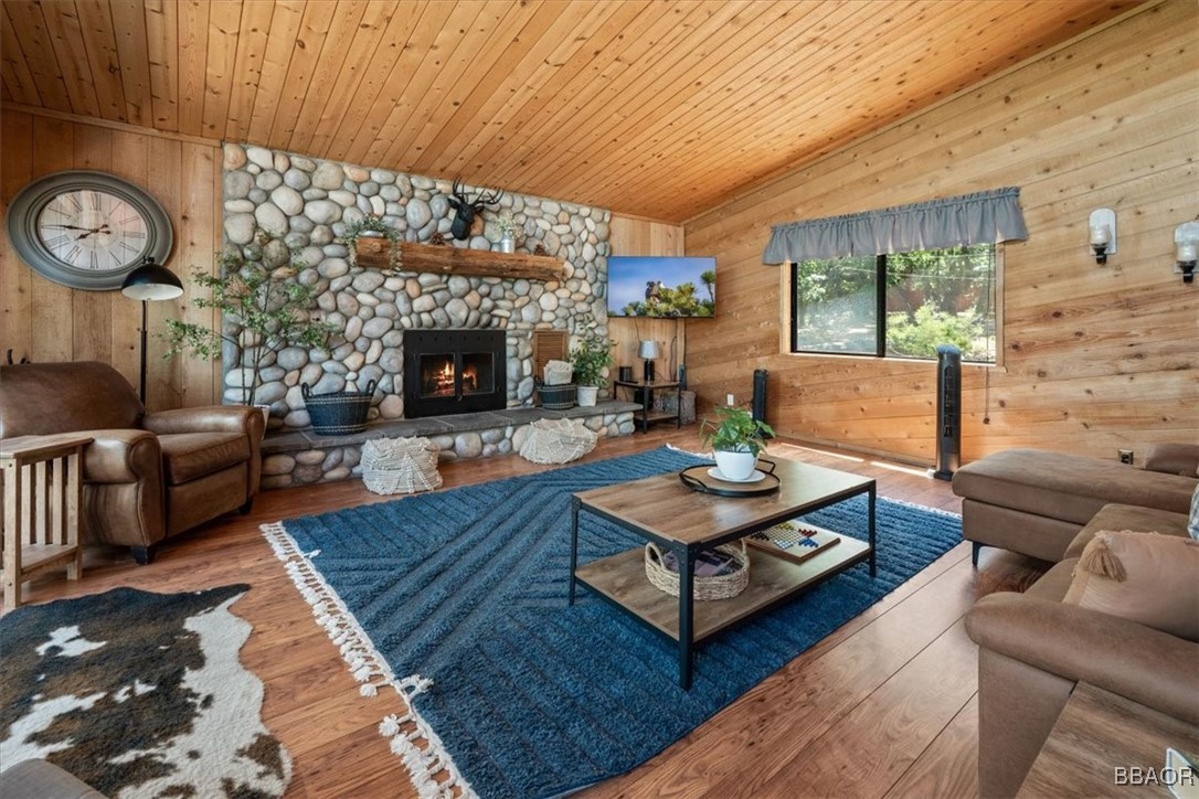 1555 Tuolumne Road Property Photo 12