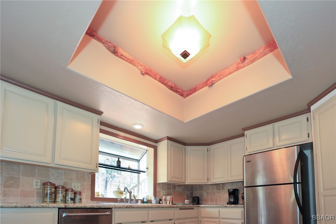 42299 Heavenly Valley Road Property Photo 16