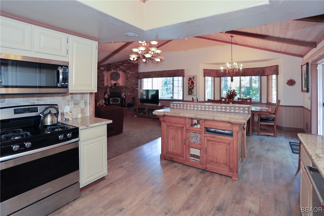 42299 Heavenly Valley Road Property Photo 17