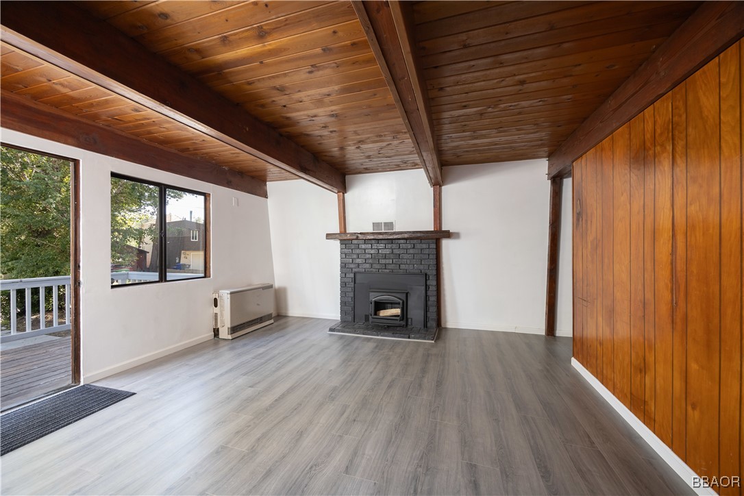42641 Falcon Ave Property Photo 5