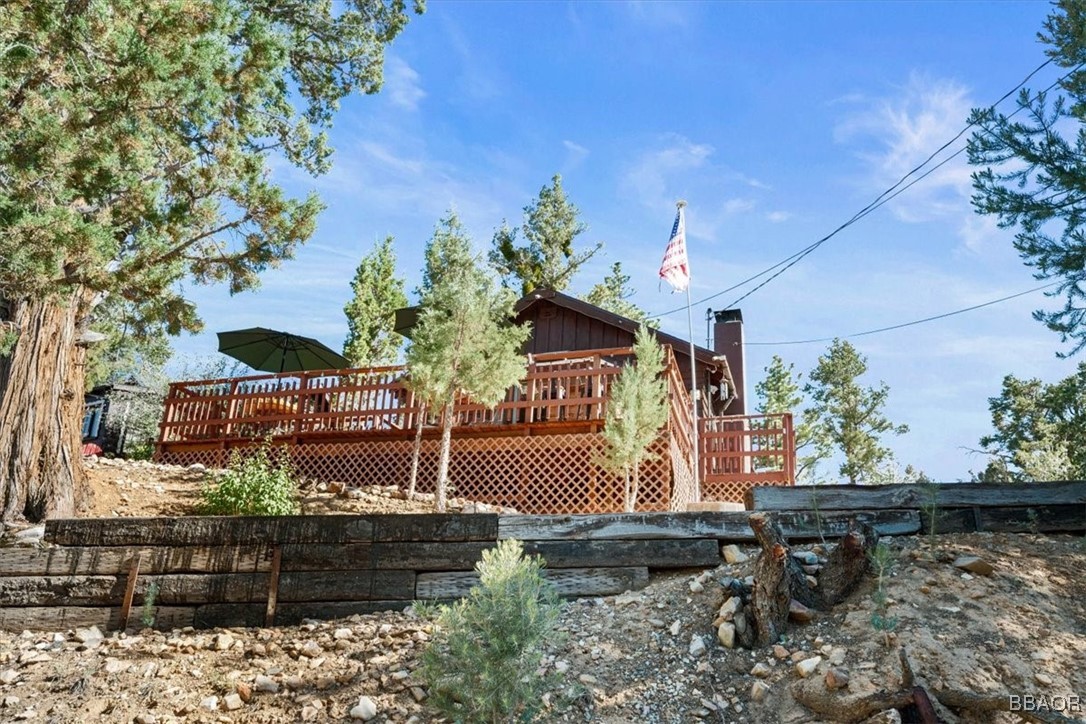 200 East Starr Drive Property Photo 1