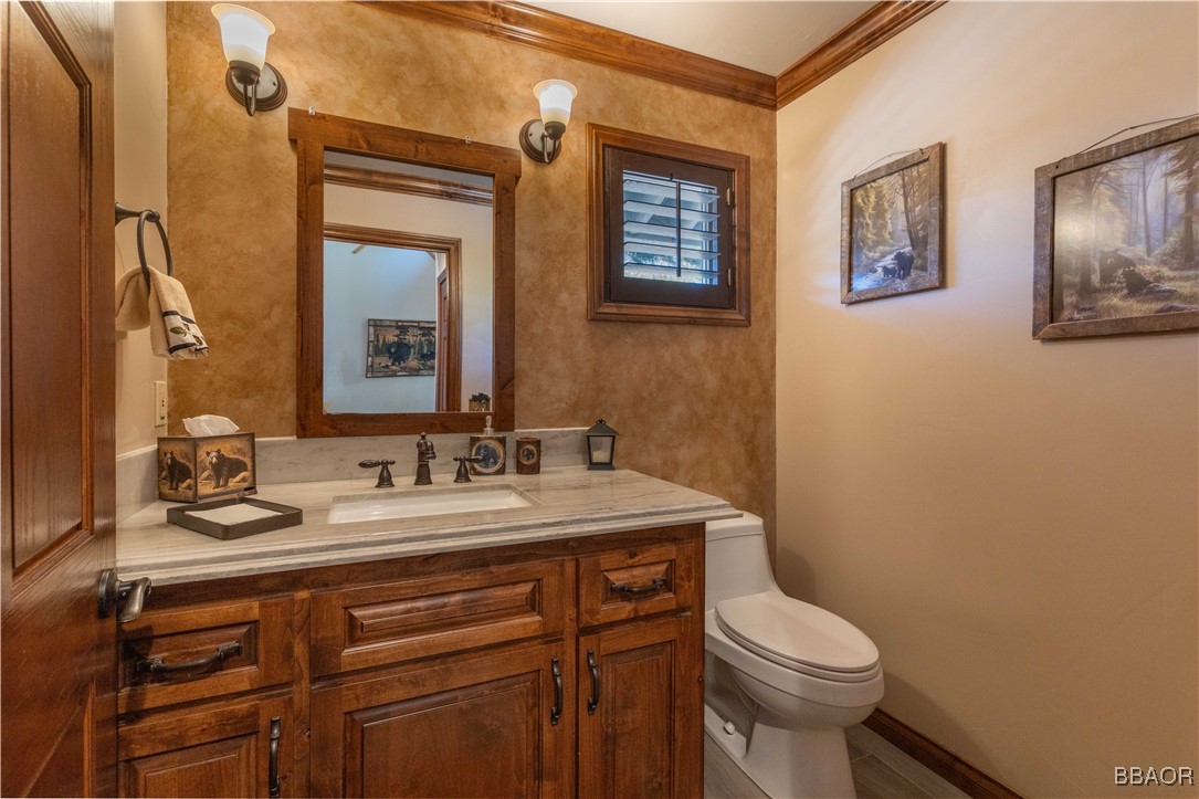 653 Cove Drive Property Photo 8