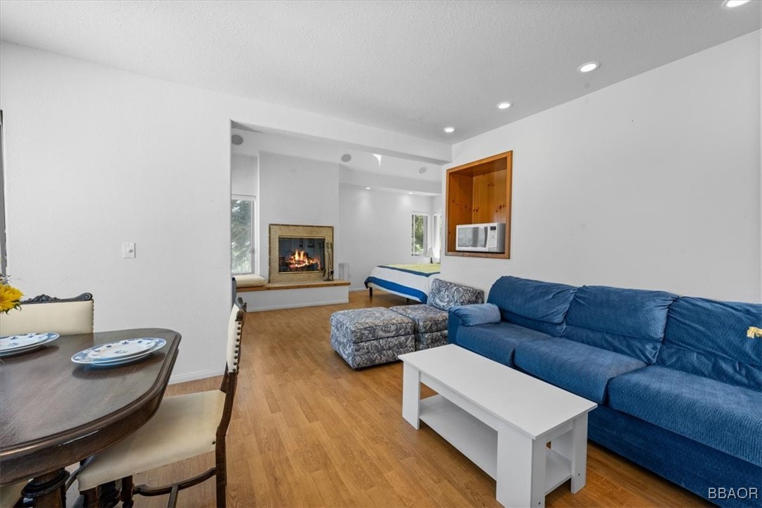 38512 North Shore Drive Property Photo 10