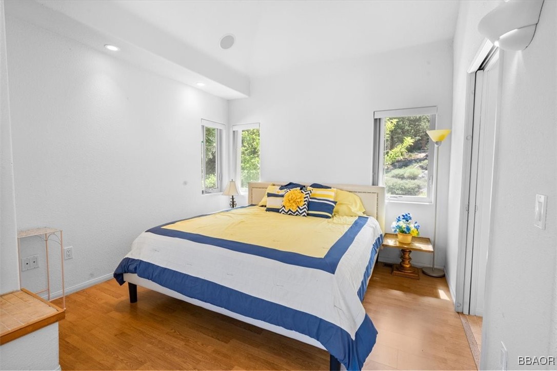 38512 North Shore Drive Property Photo 12