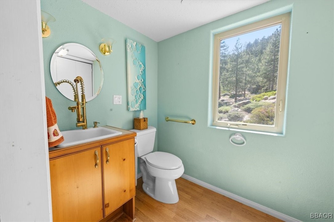 38512 North Shore Drive Property Photo 15